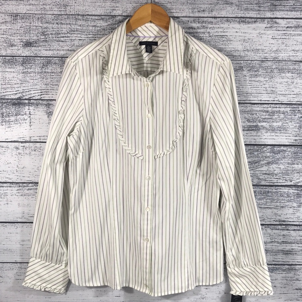 NWT-TOMMY HILFIGER Button Down Women’s Shirt